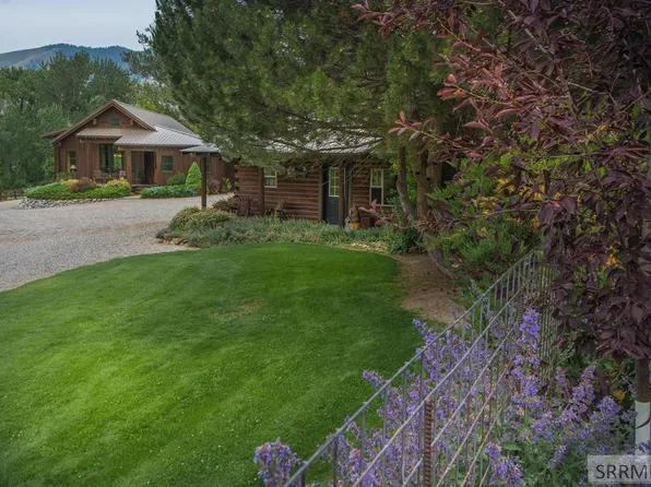 7 Austin Rd, Carmen, ID 83462