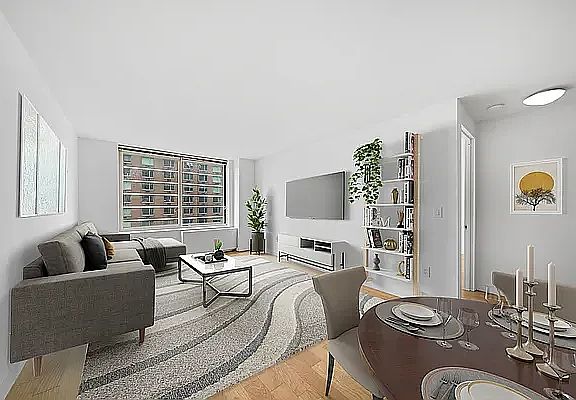 2nd image of 260 W 54th St APT 11B