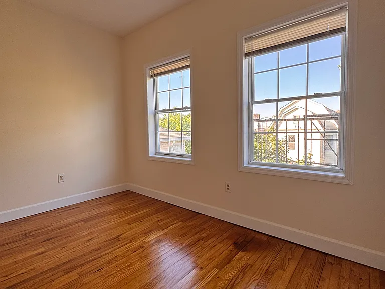 226 Linden Ave #3L — Photo 13