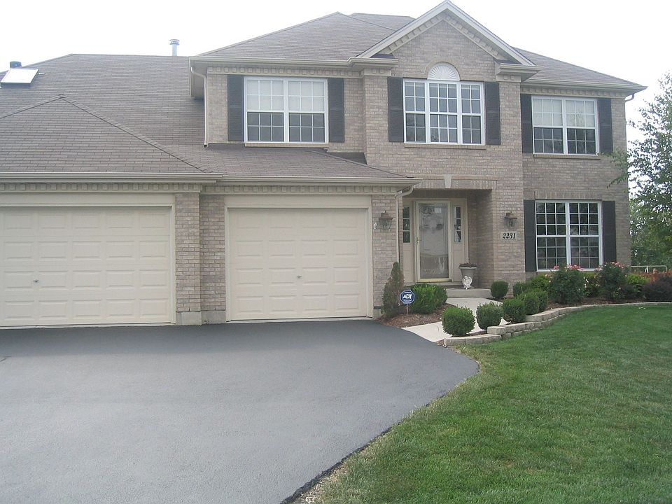 1st image of 2231 Stonehaven Dr