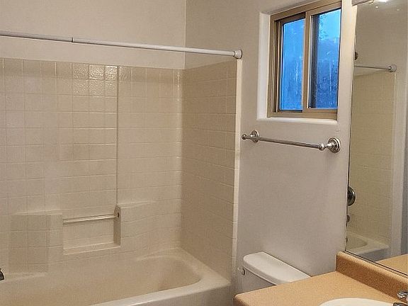 5th image of 4324 Camino Lila