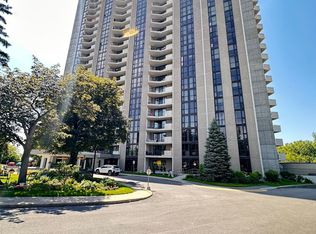 1025 Richmond Rd #907, Ottawa, ON K2B8G8
