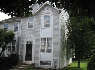 2 Gladstone Ct, Newark, DE 19702