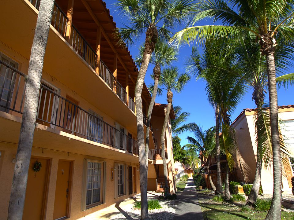 1st image of 7155 Miami Lakes Dr APT P4