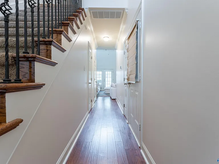 3187 Mallard Point Dr — Photo 6