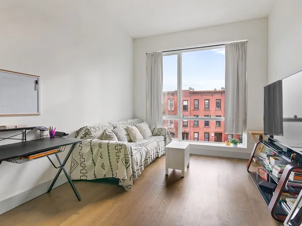 1325 Herkimer St #302, Brooklyn, NY 11233