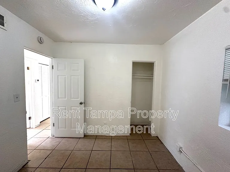626 31st St S — Photo 26