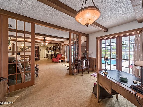 5th image of 1908 Rosewood Dr