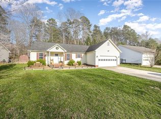5340 Springhouse Farm Rd, Winston Salem, NC 27107