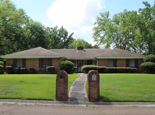 847 Rutherford Dr, Jackson, MS 39206