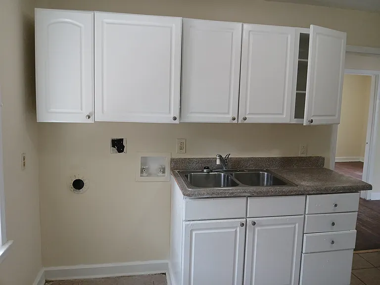 2117 Lasalle St #2 — Photo 15