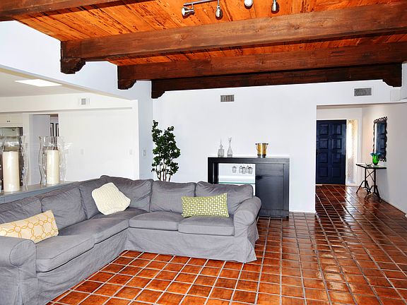 3rd image of 3660 N Calle Agua Verde