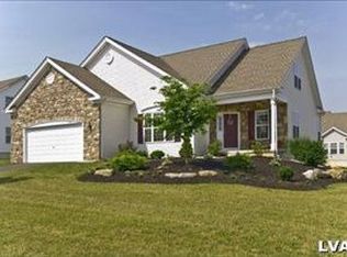 1368 Hedgerow Dr, Forks Twp, PA 18040