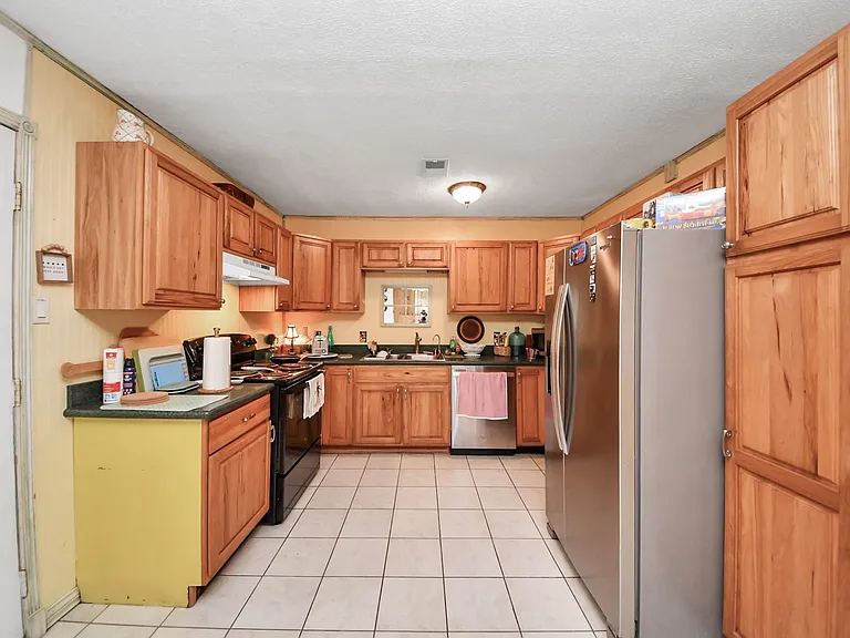 17018 Water Oak Dr #A — Photo 18