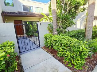 Palm Point Sec 1, Miami, FL 33196