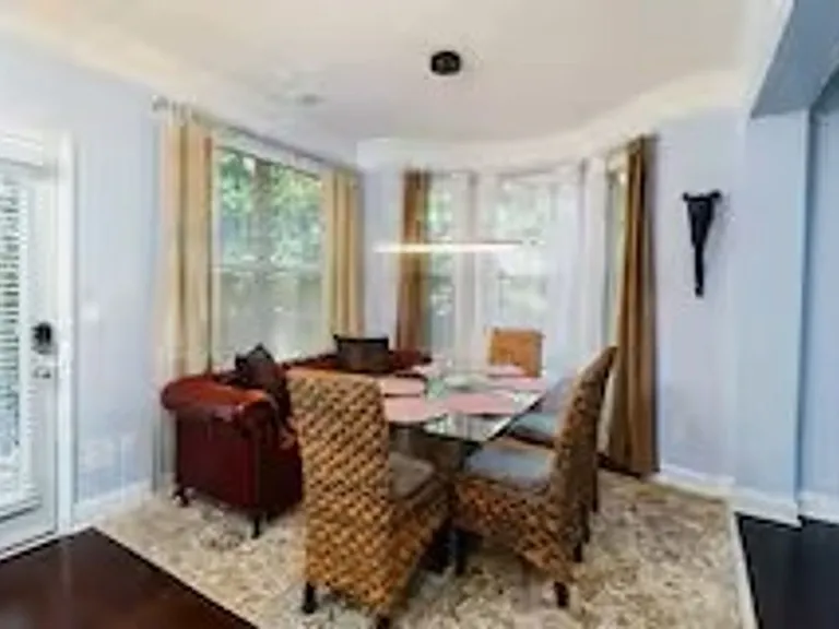 1547 Paxton Dr SW — Photo 12