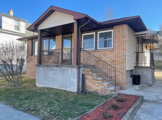 120 E Elm St, Dunmore, PA 18512
