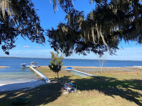 15562 SE 138th Ter, Weirsdale, FL 32195