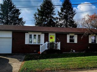 107 Countryside Rd, Scott Depot, WV 25560