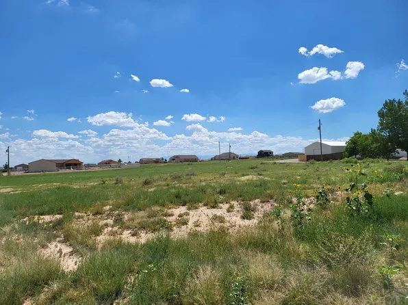 1186 E Gunpowder Ln, Pueblo West, CO 81007