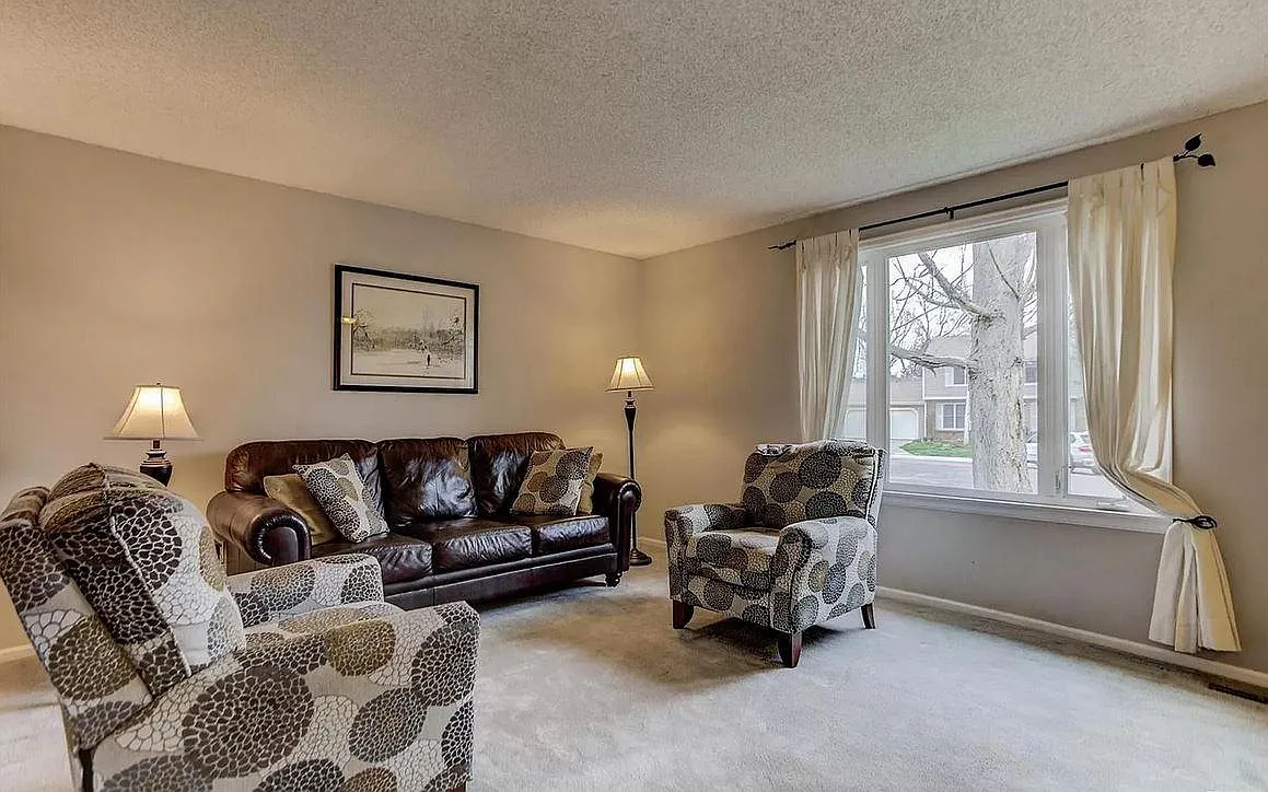 5225 S Pitkin Ct — Photo 3