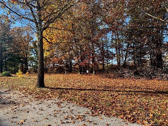 5th image of 217 S Lake Road