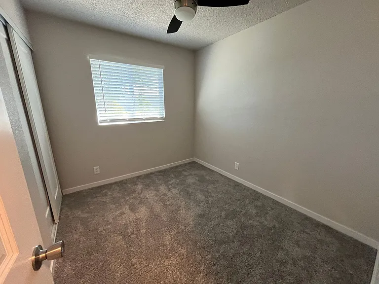 4288 Bradley Dr — Photo 15