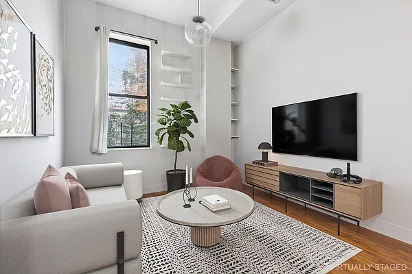 Rented by Compass | media 20