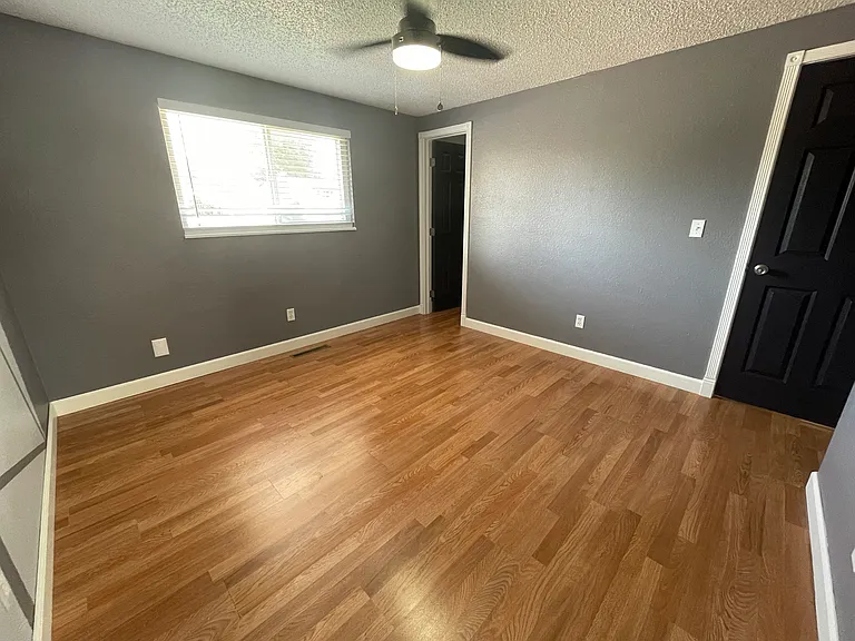 108 Elm St — Photo 14
