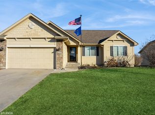 3227 3rd Ave SW, Altoona, IA 50009