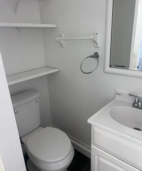 278 Thompson St #3 — Photo 6