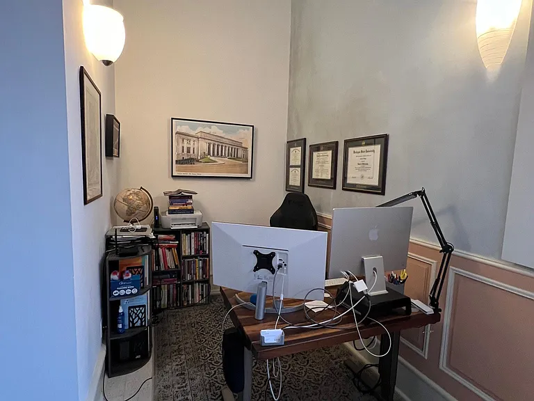 214 4th St E #101 — Photo 7
