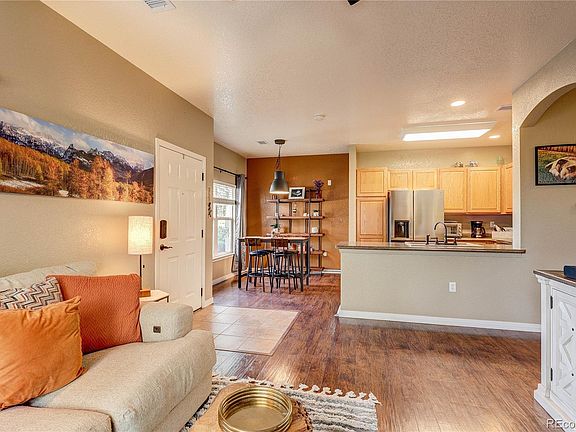 4th image of 9511 Pearl Circle #101