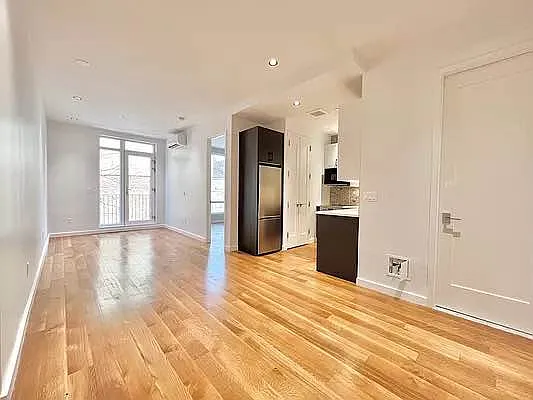 Rented by Doorway NYC, LLC | media 13