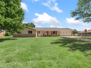 3839 Layton Dr, Harrison, AR 72601