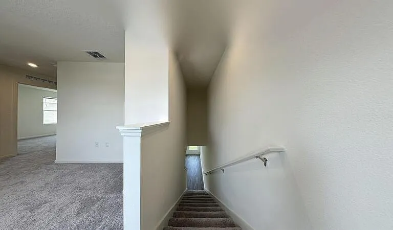 2068 Kentucky Rd — Photo 12