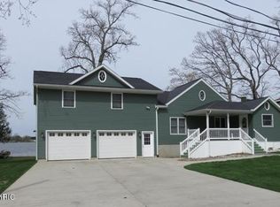 267 S Hawley Dr, Coldwater, MI 49036
