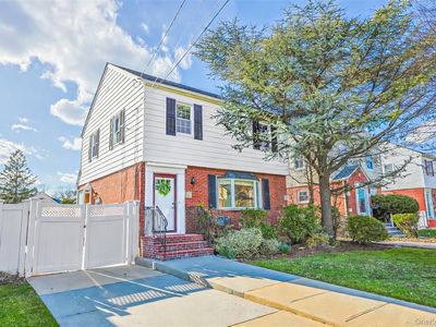 72 Spruce Street, West Hempstead, NY, 11552
