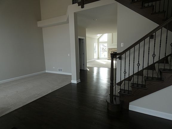 3rd image of 24810 W Winterberry Ln
