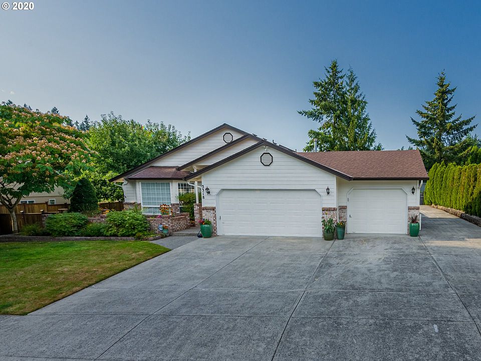 1st image of 3318 NE 125th St