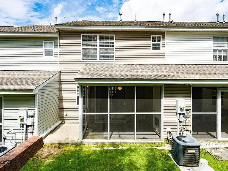 142 Brockman Way — Photo 12