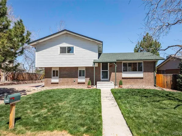 9223 W Virginia Drive, Lakewood, CO 80226