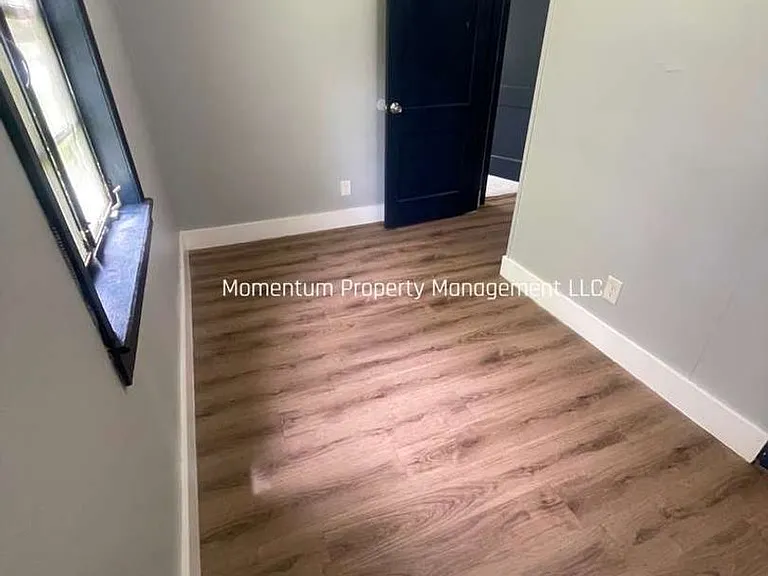 1145 N Stella Ave — Photo 14