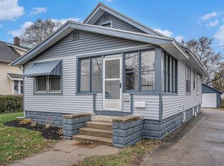 251 E 13th St, Holland, MI