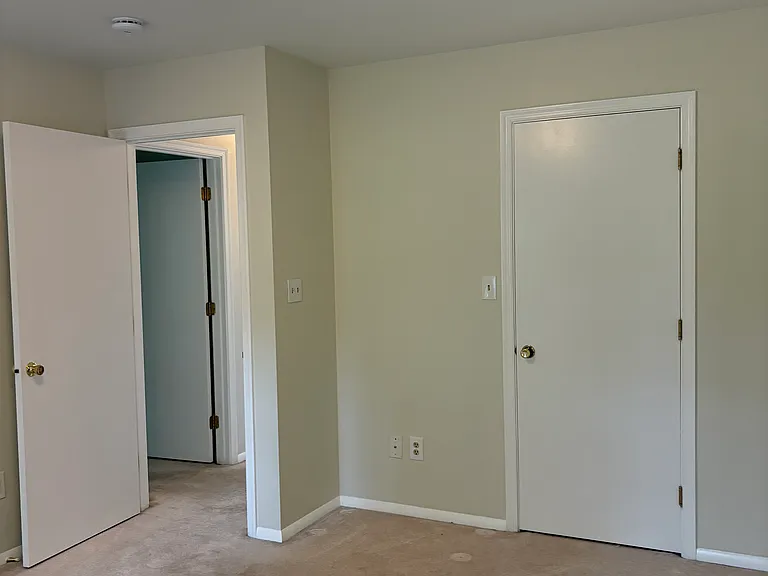 11322 Old Hopkins Rd — Photo 13