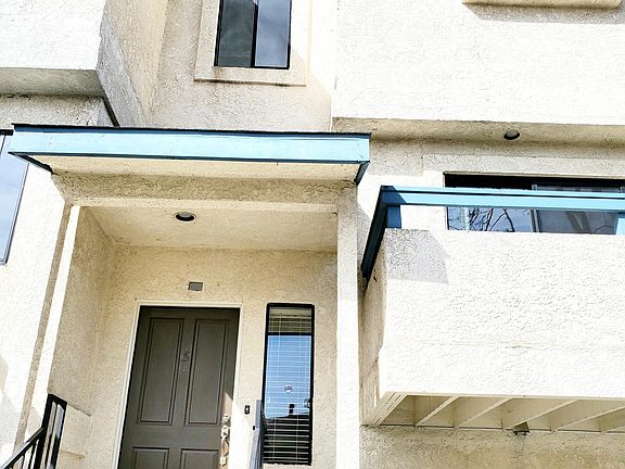 5th image of 830 N Juanita Ave Unit 5