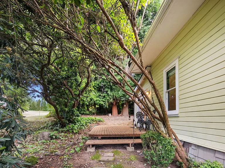 712 SW 3rd Pl — Photo 28