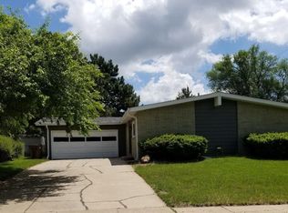 5210 S 52nd St, Lincoln, NE 68516