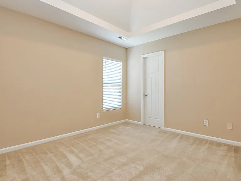 5045 Stonewood Pines Dr — Photo 7