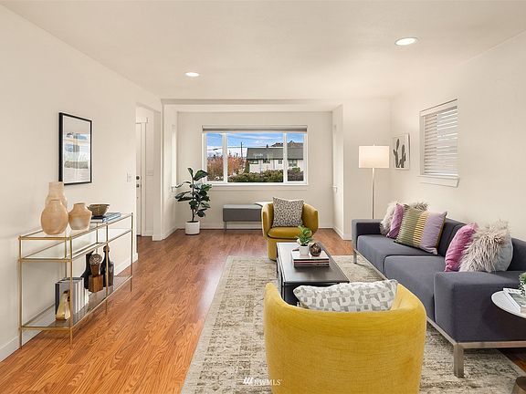 5th image of 1402 4th Street S